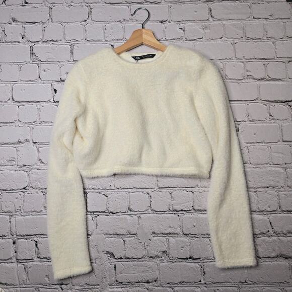 Zara Fuzzy Ivory White Tie Back Long Sleeve Crop Top Open Back New Size Large - Picture 1 of 11